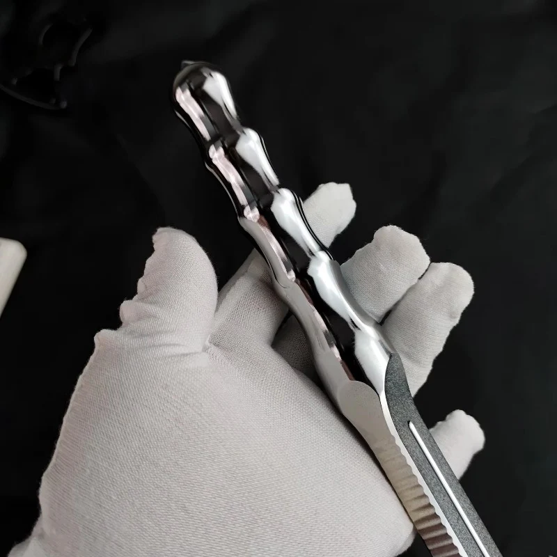 Anti-slip Crowbar Emergency Window Breaking EDC Tool - Image 5