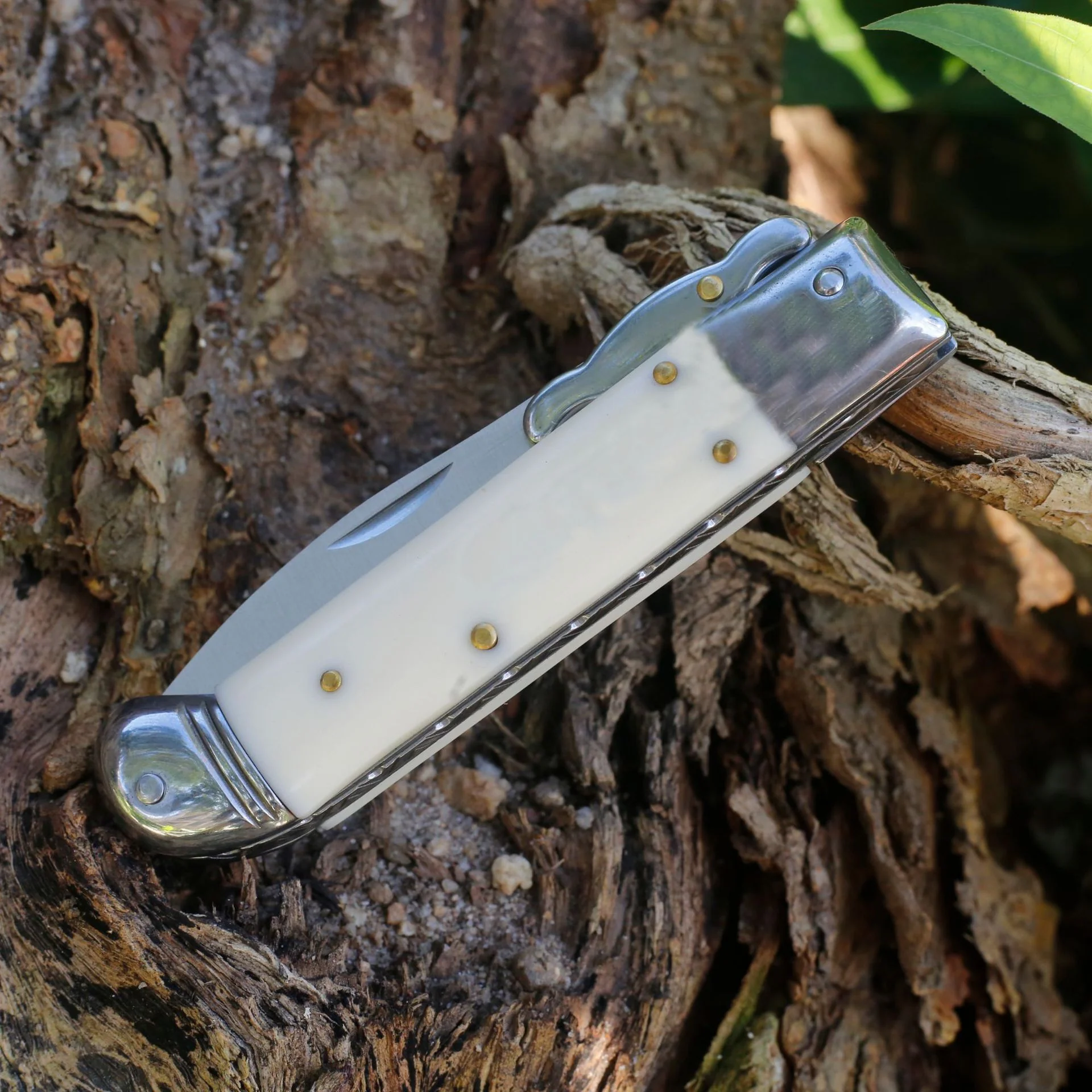 Beef Bone Handle Folding Knife Camping Portable Tactical Knives - Image 7