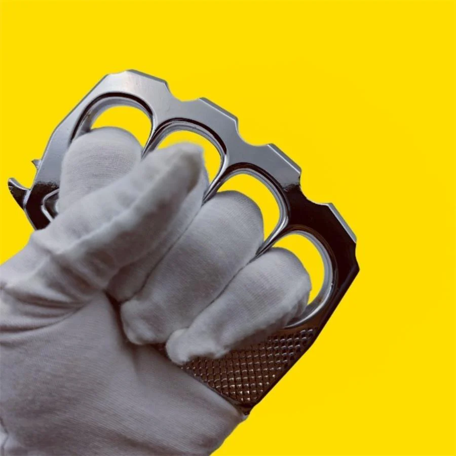Big Finger Hole Thickened Brass Knuckle Duster - Image 2