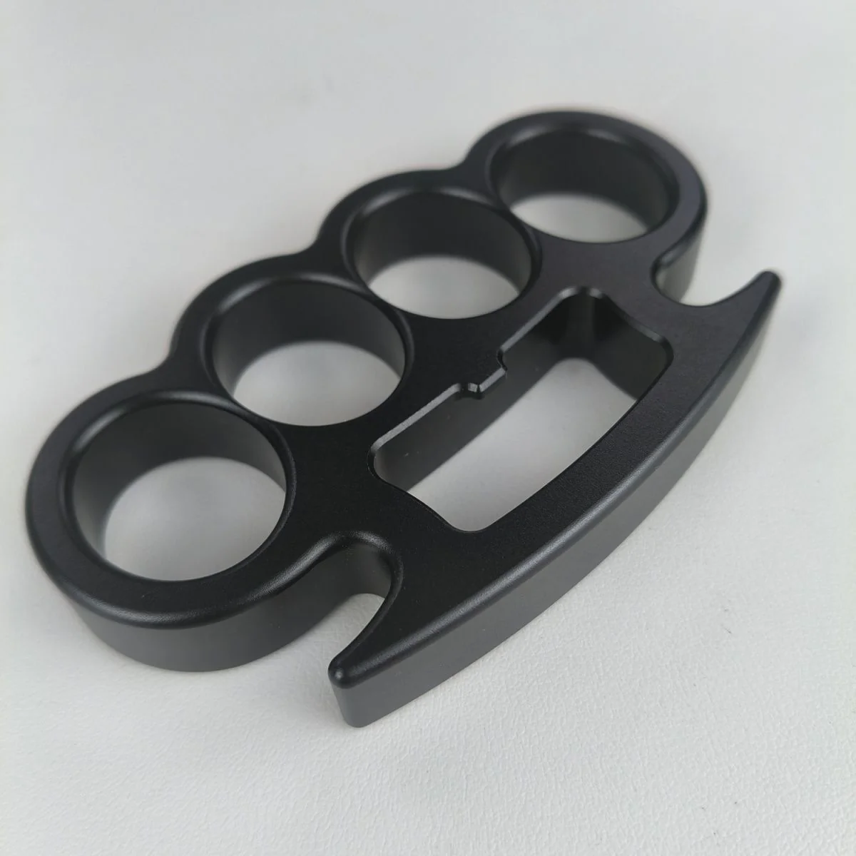 Classic Knuckle Duster Bottle-opening Self-defense Protective Gear - Image 3