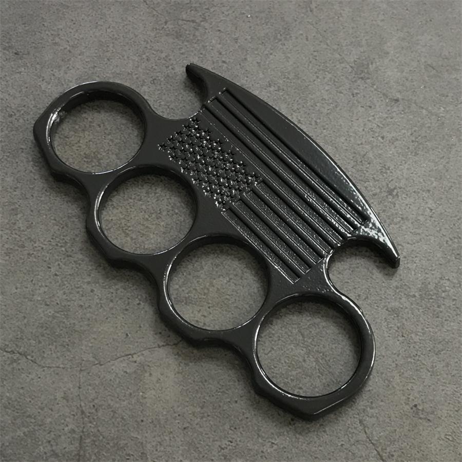 Classic Knuckle Duster Outdoor Self-defense EDC Tool - Image 11