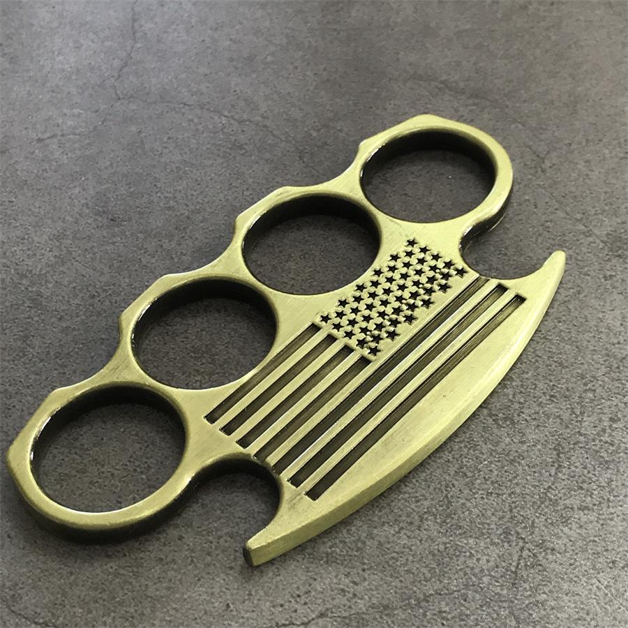 Classic Knuckle Duster Outdoor Self-defense EDC Tool - Image 3