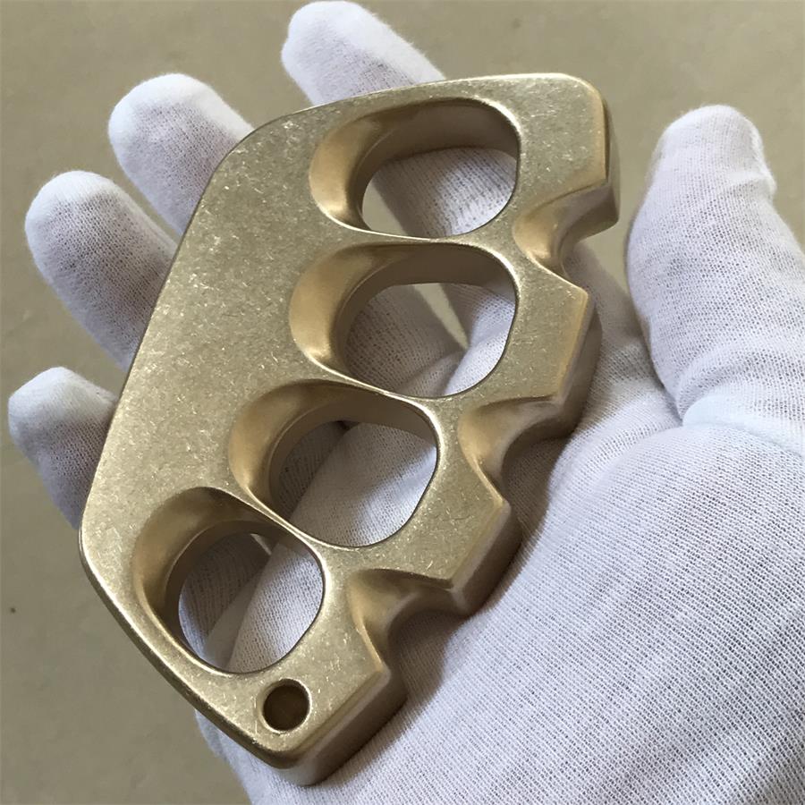Creative Big Finger Hole Brass Knuckle Dusters - Image 2