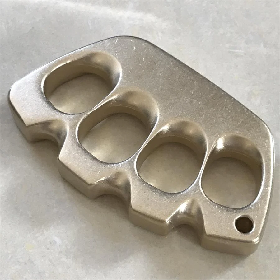 Creative Big Finger Hole Brass Knuckle Dusters - Image 6