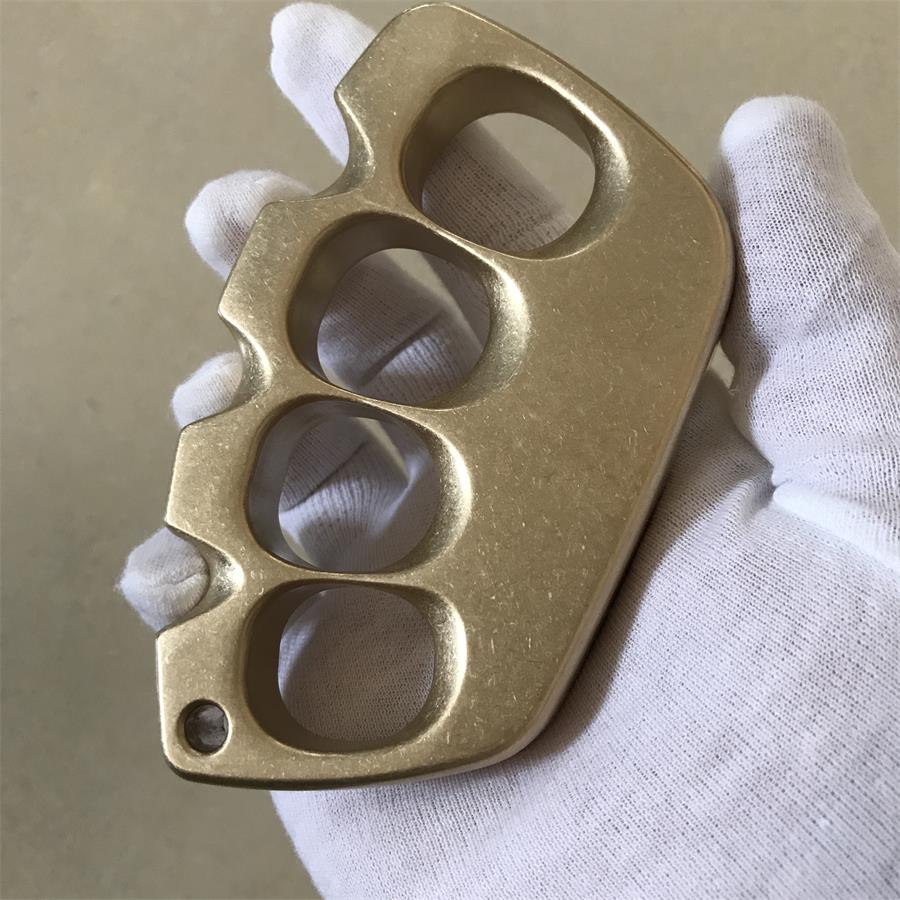 Creative Big Finger Hole Brass Knuckle Dusters - Image 7