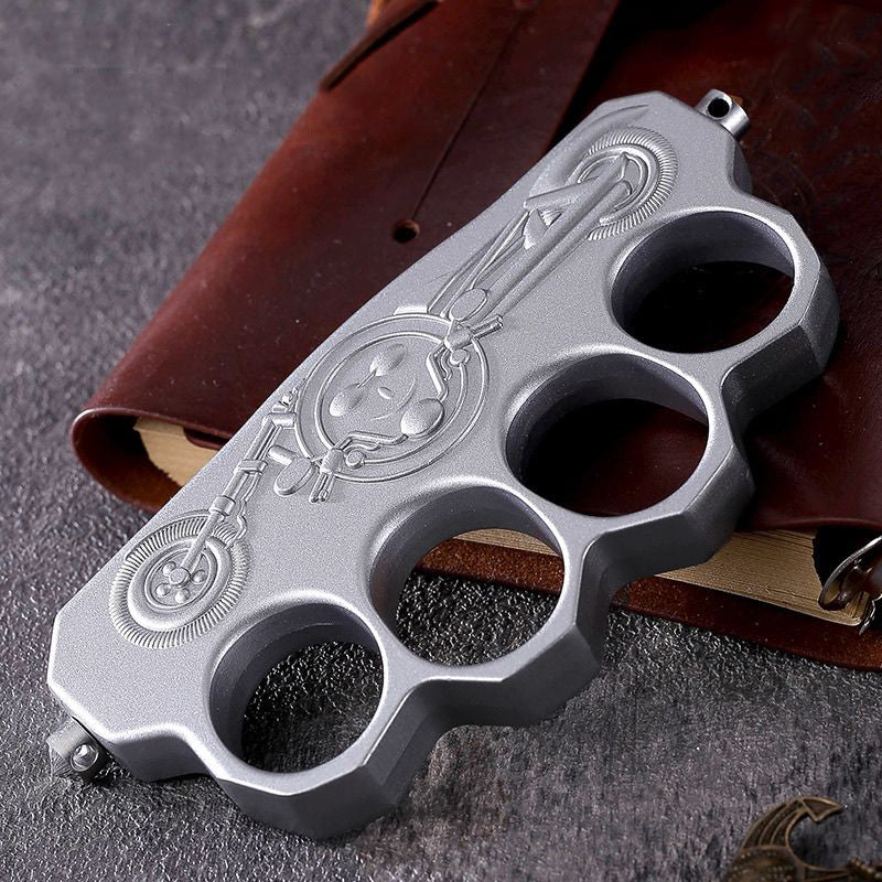 Creative Pattern Knuckle Duster Self-defense Window Breaking Gear - Image 3