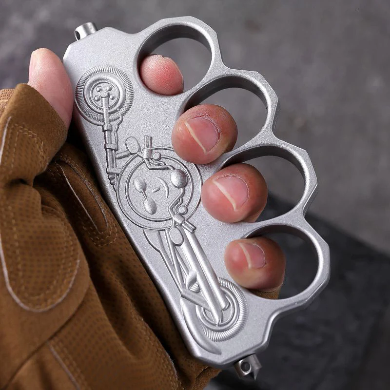 Creative Pattern Knuckle Duster Self-defense Window Breaking Gear - Image 6