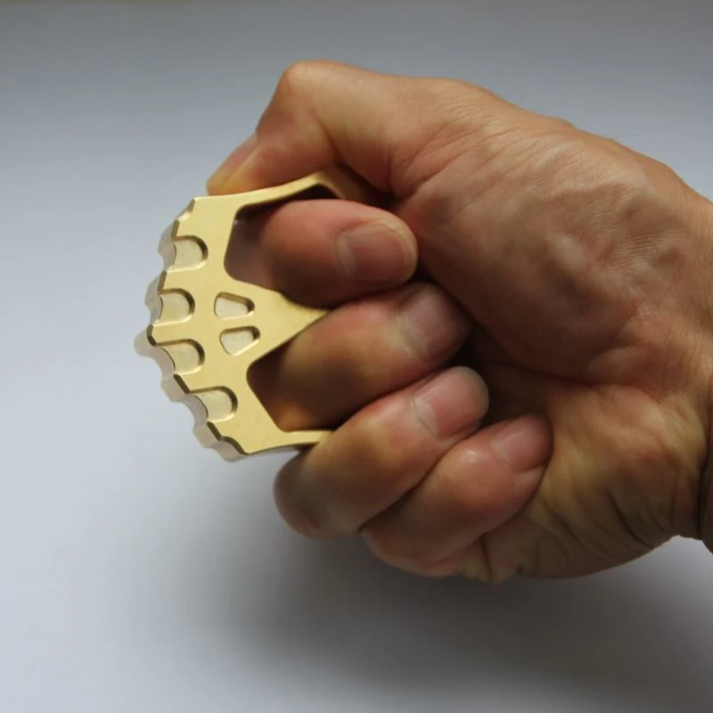 Creative Two Finger Brass Knucke Duster - Image 3