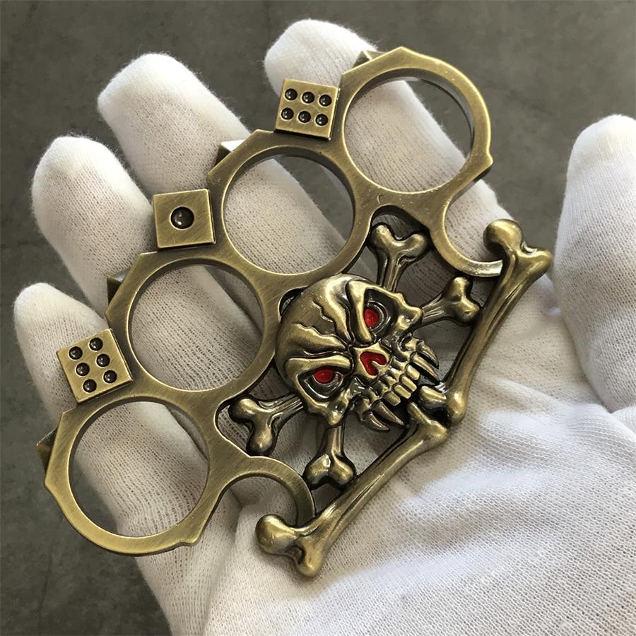 Dice Skull Brass Knuckle Duster Broken Window EDC Tool - Image 5