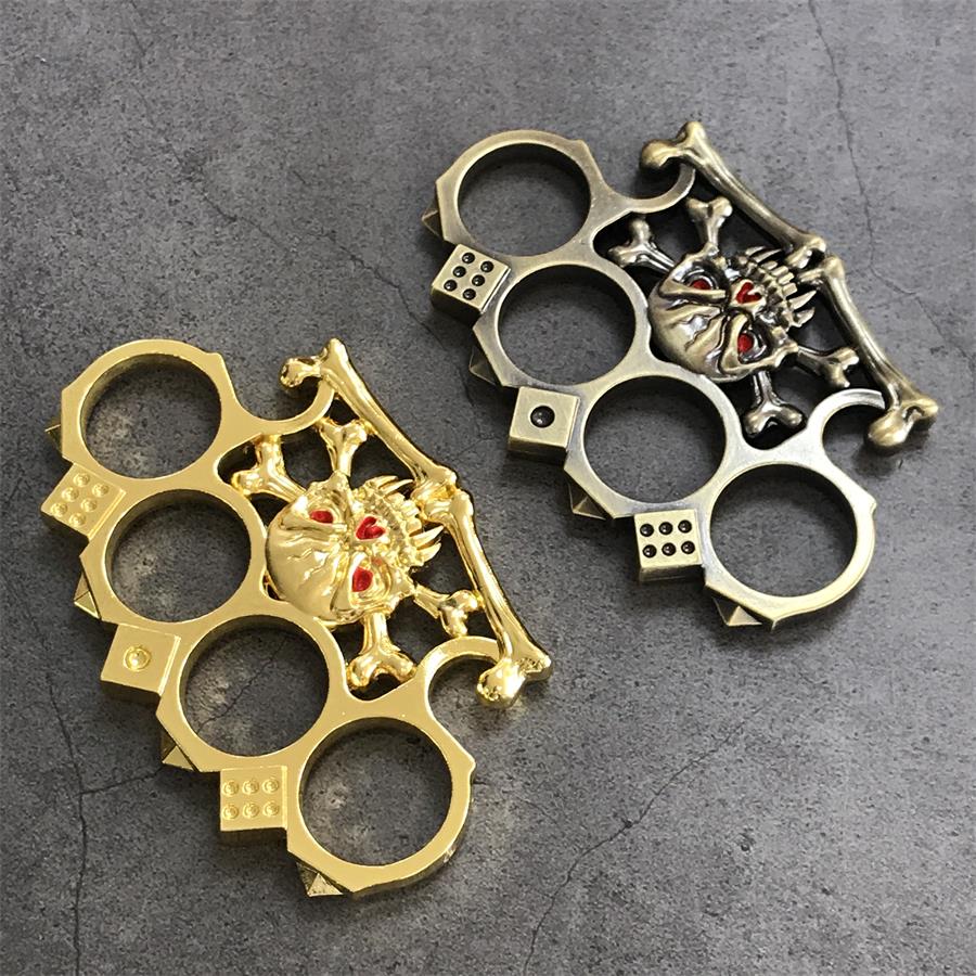 Dice Skull Brass Knuckle Duster Broken Window EDC Tool - Image 7