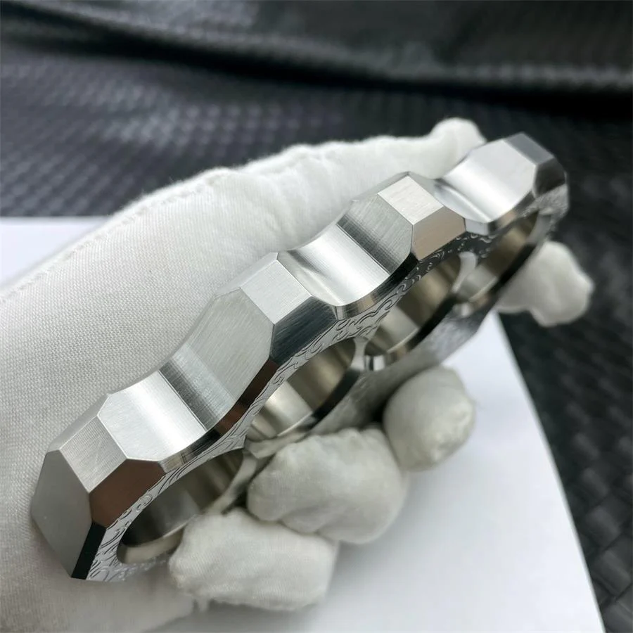 Engraved Pattern Knuckle Duster Sturdy Steel EDC Tool - Image 8