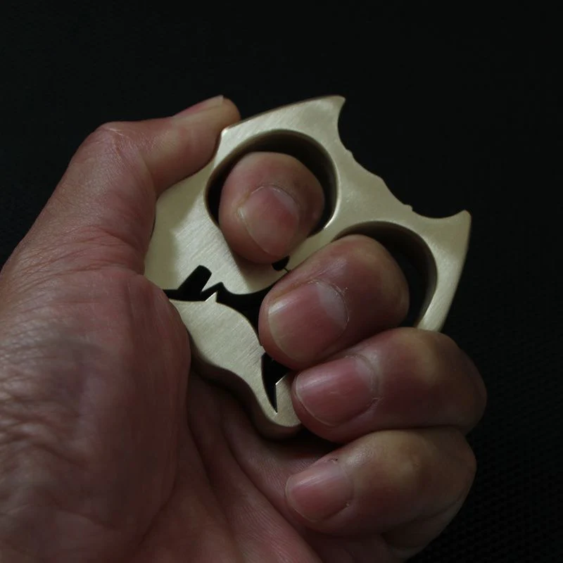 Exquisite Dog Head Brass Knuckle Duster - Image 3