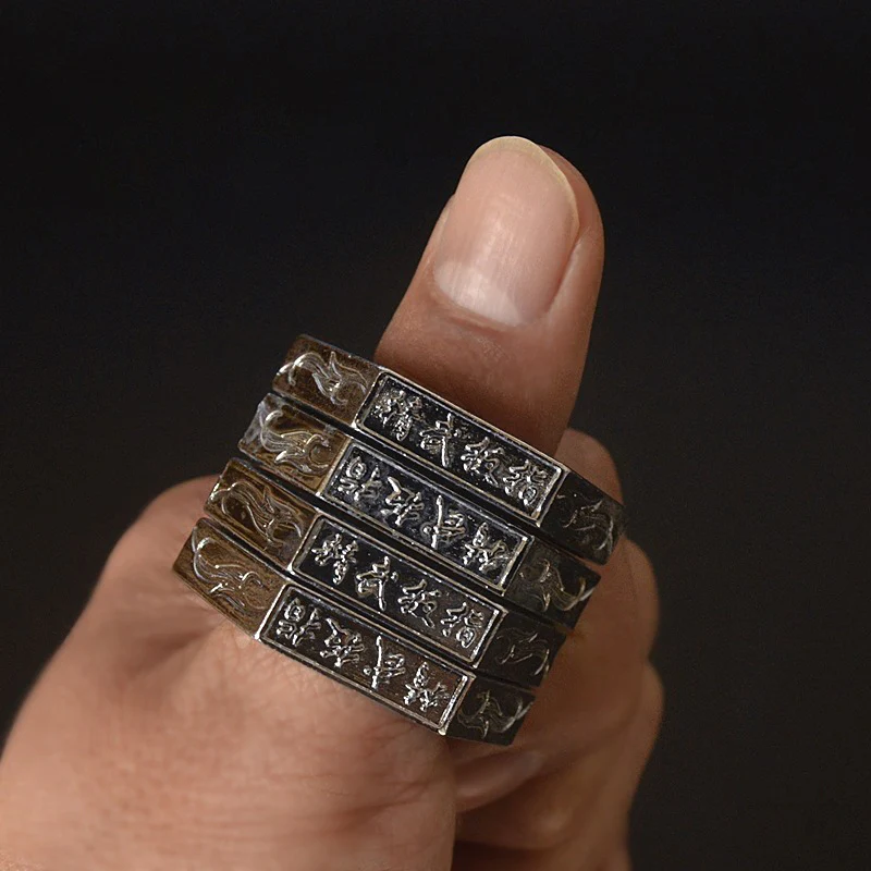 Folding Knuckle Duster Portable Training Self-defense EDC Tool - Image 7