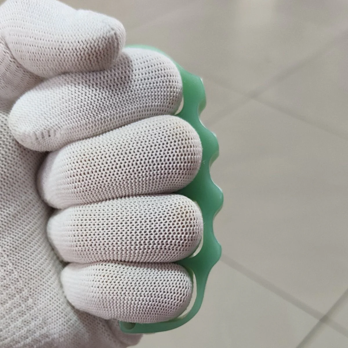 G10 Knuckle Duster Boxing Self -Defense Four Finger Broken Window Outdoor EDC Tool - Image 5