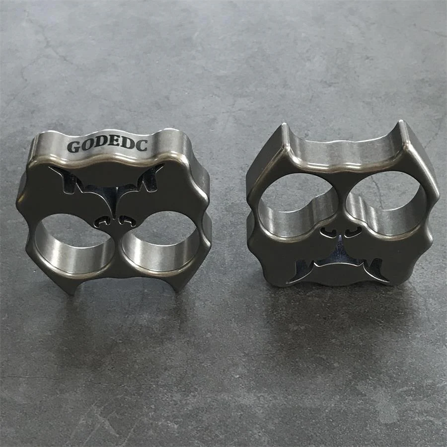GODEDC Solid TC21 Titanium Alloy Dog Knuckle Duster - Image 3