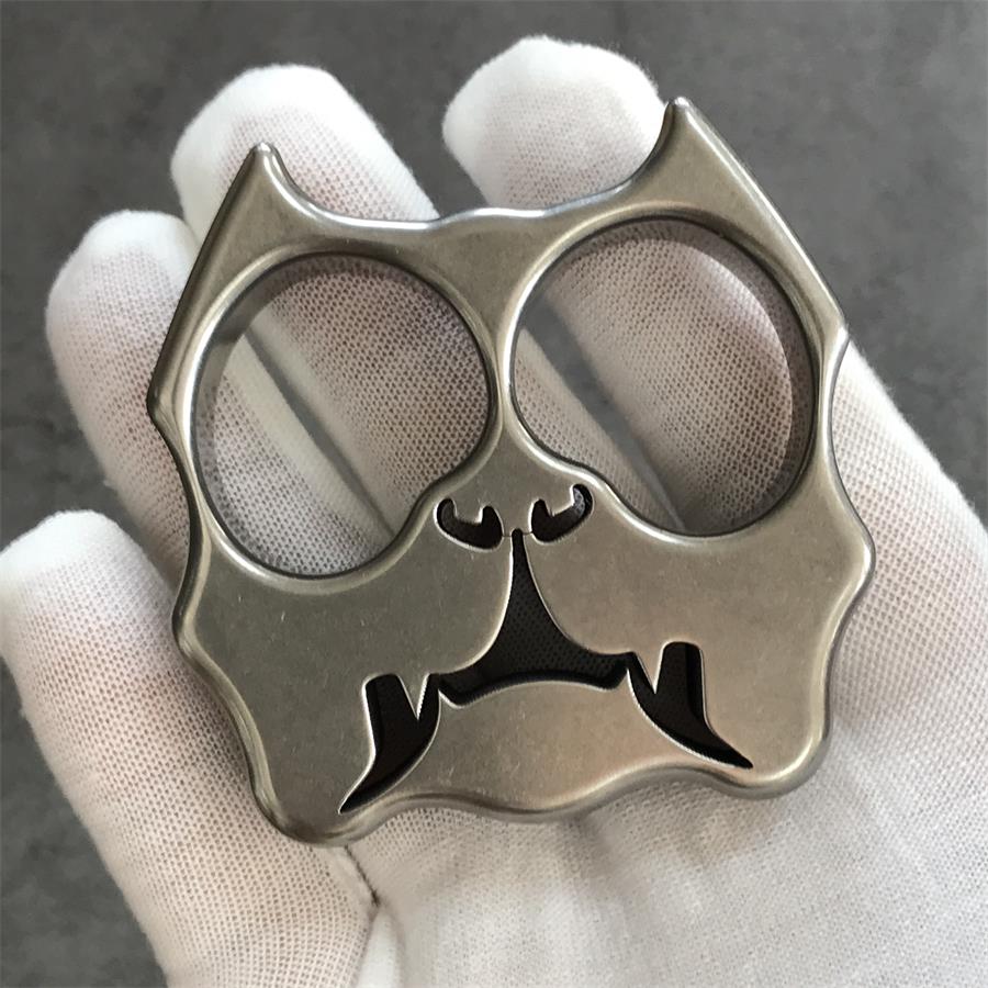 GODEDC Solid TC21 Titanium Alloy Dog Knuckle Duster - Image 4