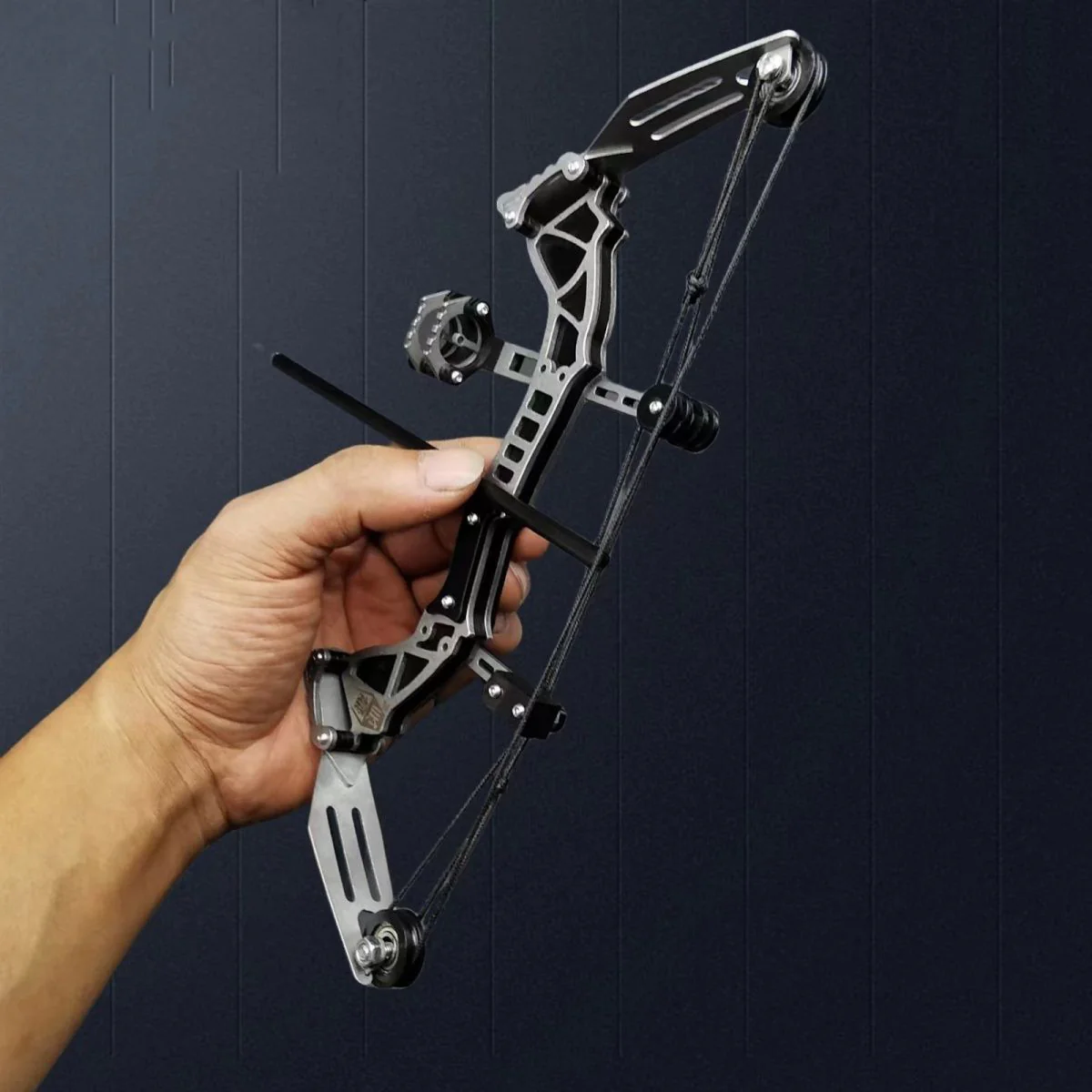 High Power Compound Bow Set Shooting Bow Arrow Recreational Decompression Slider - Image 4