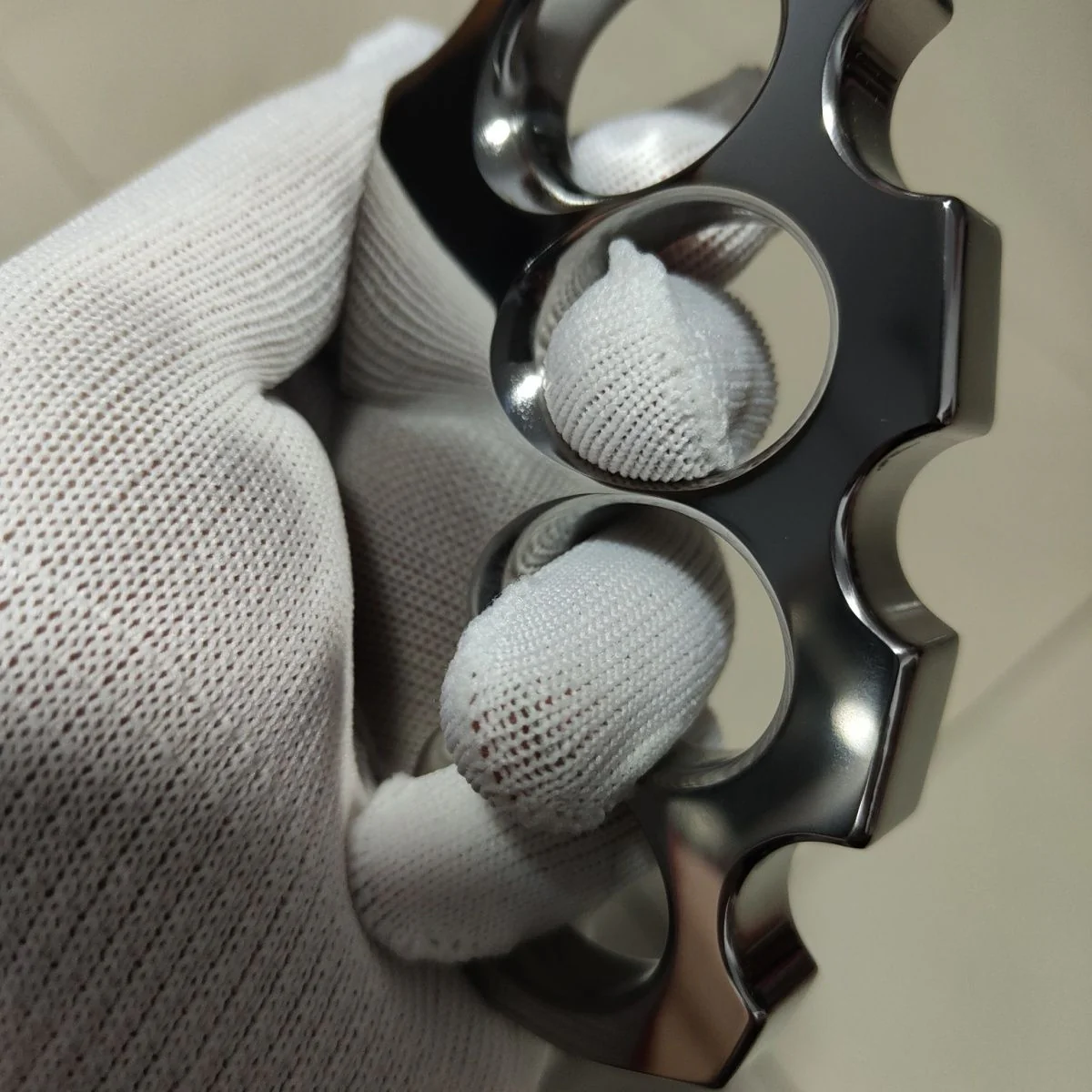 High Quality Solid Knuckle Duster Finger Buckle Self-defense Broken Window EDC Tool Boxing Training Combat Gear - Image 7