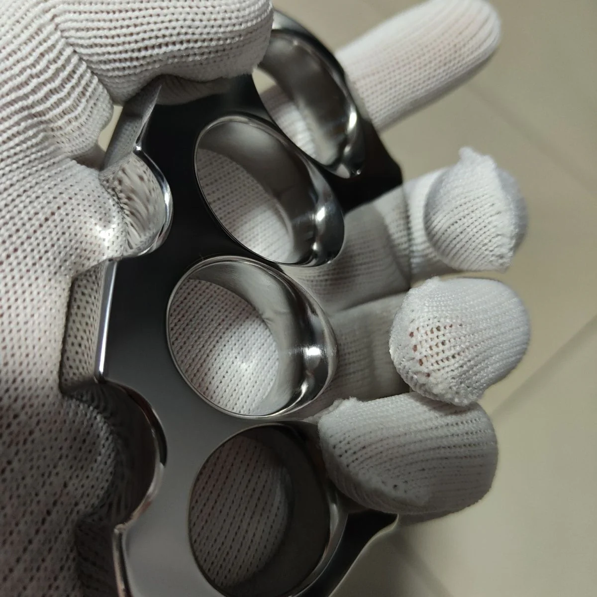 High Quality Solid Knuckle Duster Finger Buckle Self-defense Broken Window EDC Tool Boxing Training Combat Gear - Image 9
