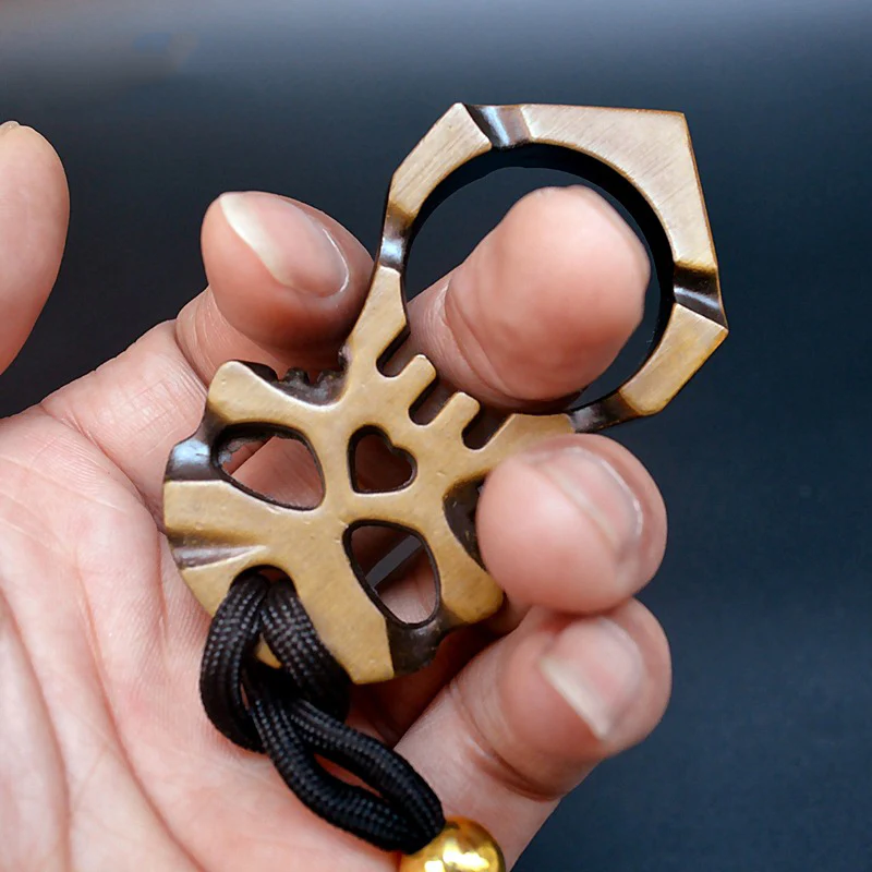 Knuckle Duster Buckle Hand Buckle Outdoor Broken Window Survival Single Finger Defense Combat Fist Buckle Key Buckle - Image 3
