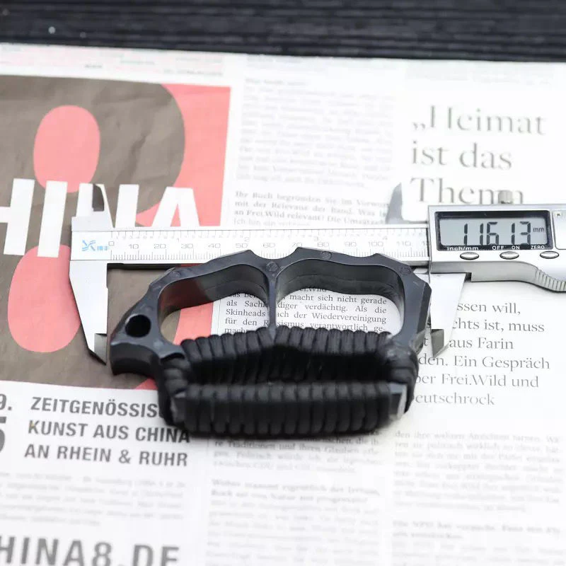 Knuckle Duster Defense Section Refers To Men and Women Self-defense Tiger EDC Portable Tools - Image 5