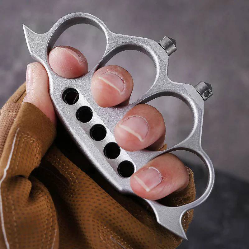 Knuckle Duster Self-defense Window Breaking Gear - Image 5