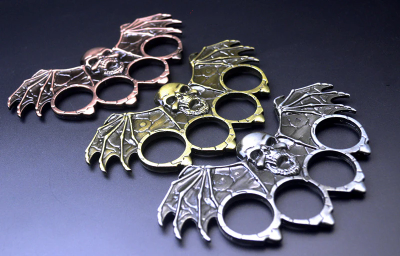 Large Bat Knuckle Duster Four Fingers Tiger Fist Ring Hand Buckle Outdoor Defense Gloves Combat Broken Windows EDC Tools - Image 9