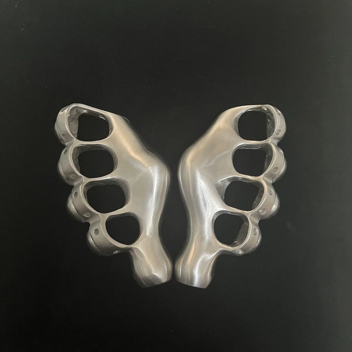 Left and Right Hand Stainless Steel Knuckle Duster Boxing Self Defense Four Finger Buckle Window Breaker Outdoor  EDC Tool - Image 2