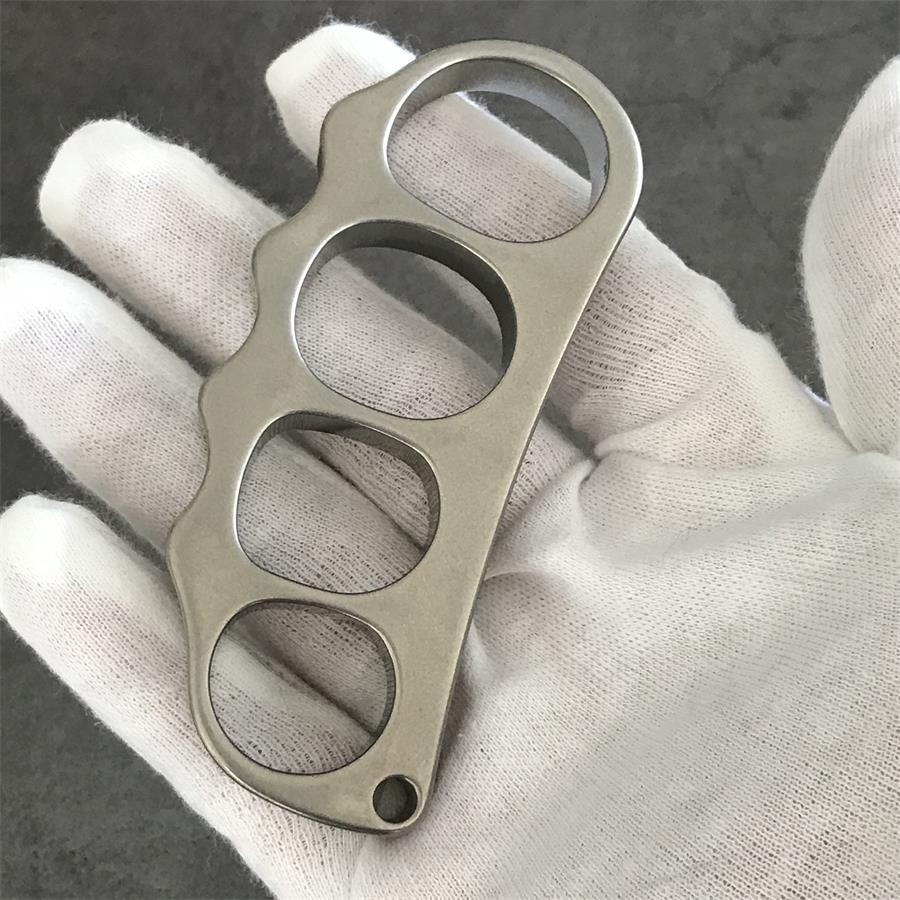 Medium Solid Titanium Pea Knuckle Duster - Image 5