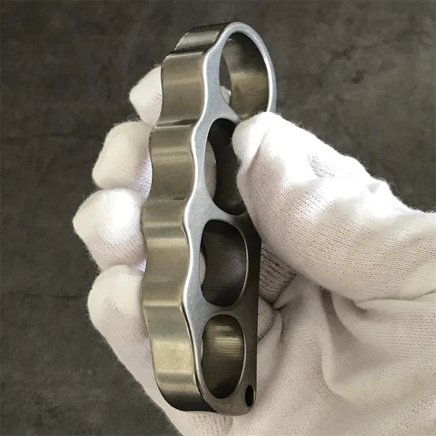 Medium Solid Titanium Pea Knuckle Duster - Image 6