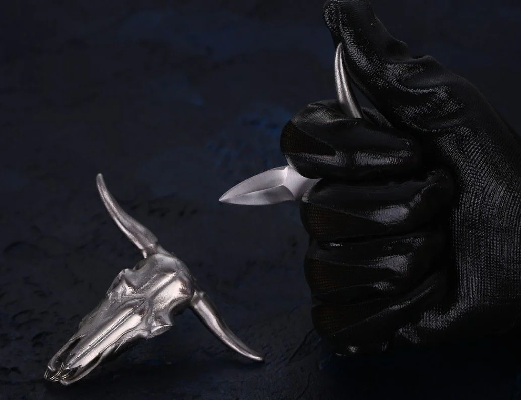 Mini Bullhead Self Defense Pocket Knife Keychain Backpack Charm EDC Tools - Image 2