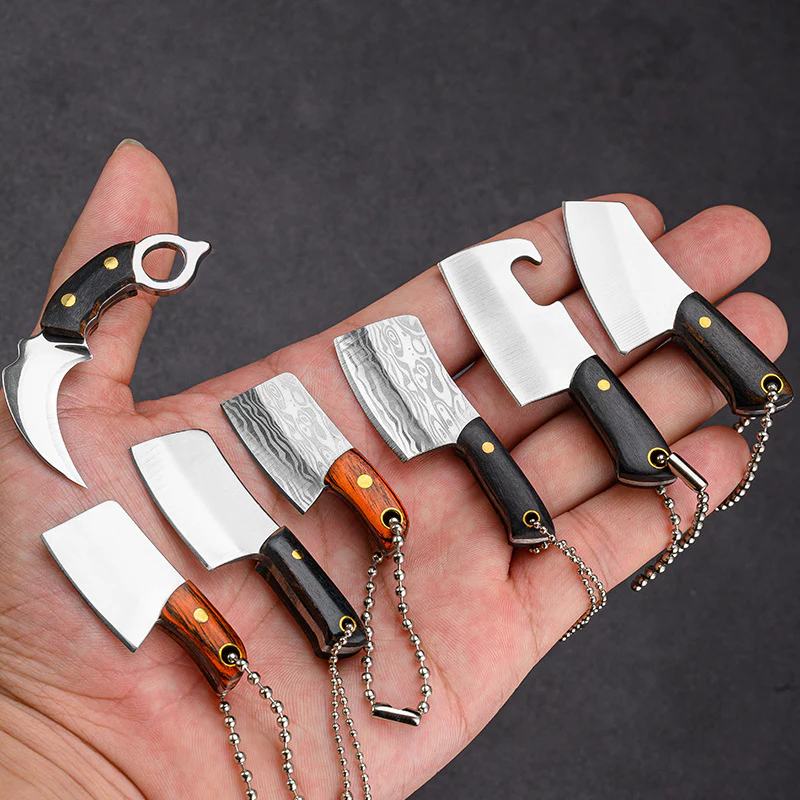 Mini Keychain Pocket Knife Creative Backpack Charm Portable Unwrapped Axe - Image 2