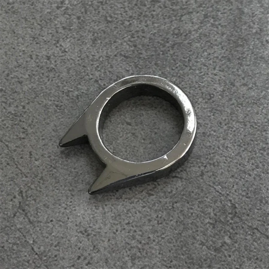 Mini Ring Knuckle Defense Decoration Gadgets - Image 6