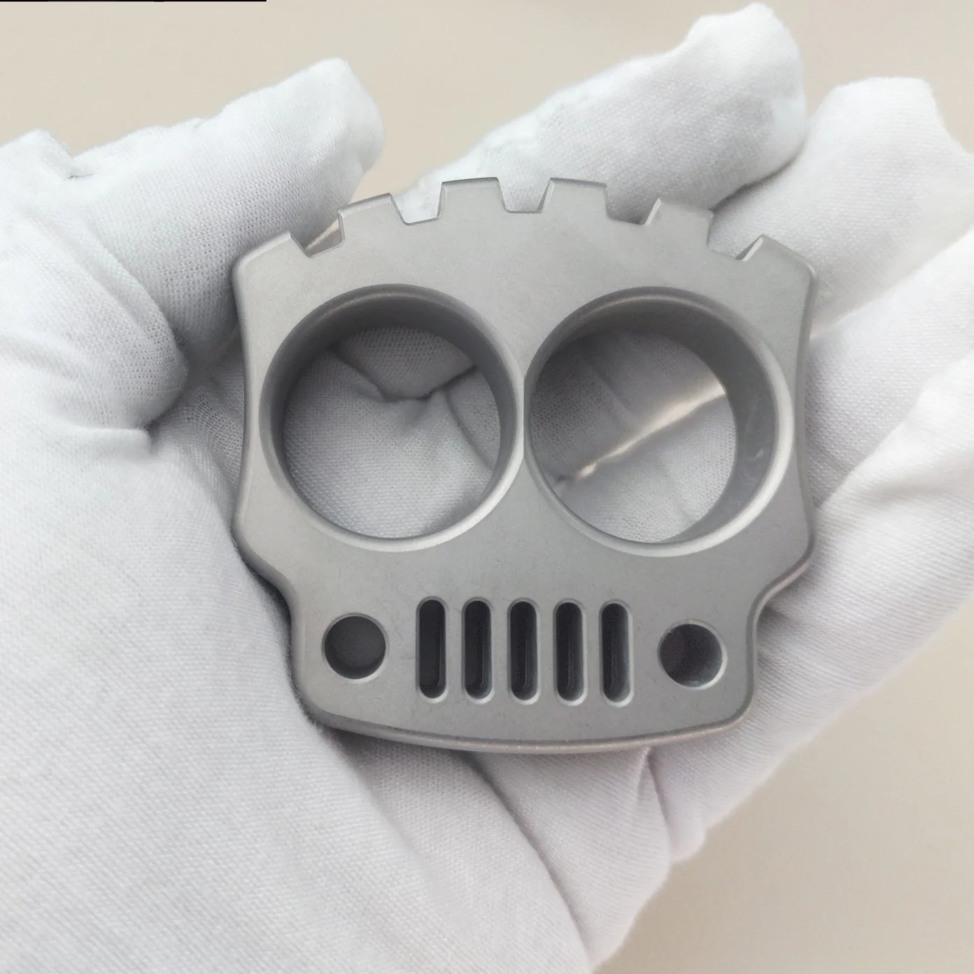Mini thickened knuckle duster multifunctional broken window survival fighting boxing EDC tool - Image 6