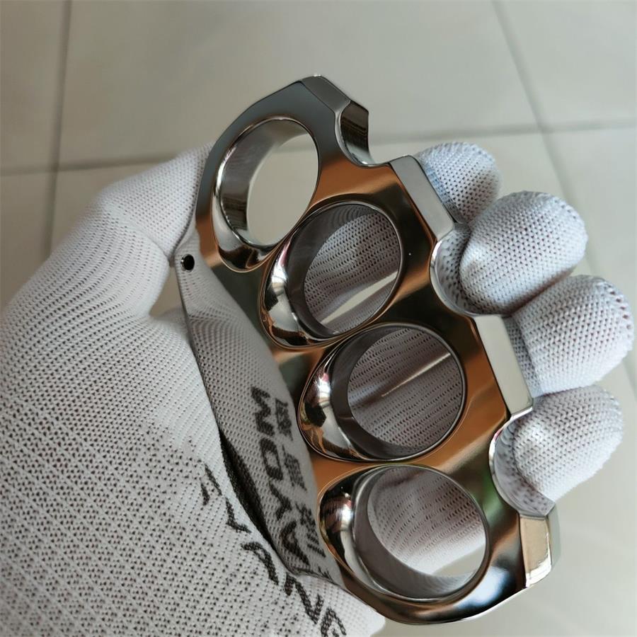 Mirror Polished Titanium Alloy Knuckle Duster - Image 3