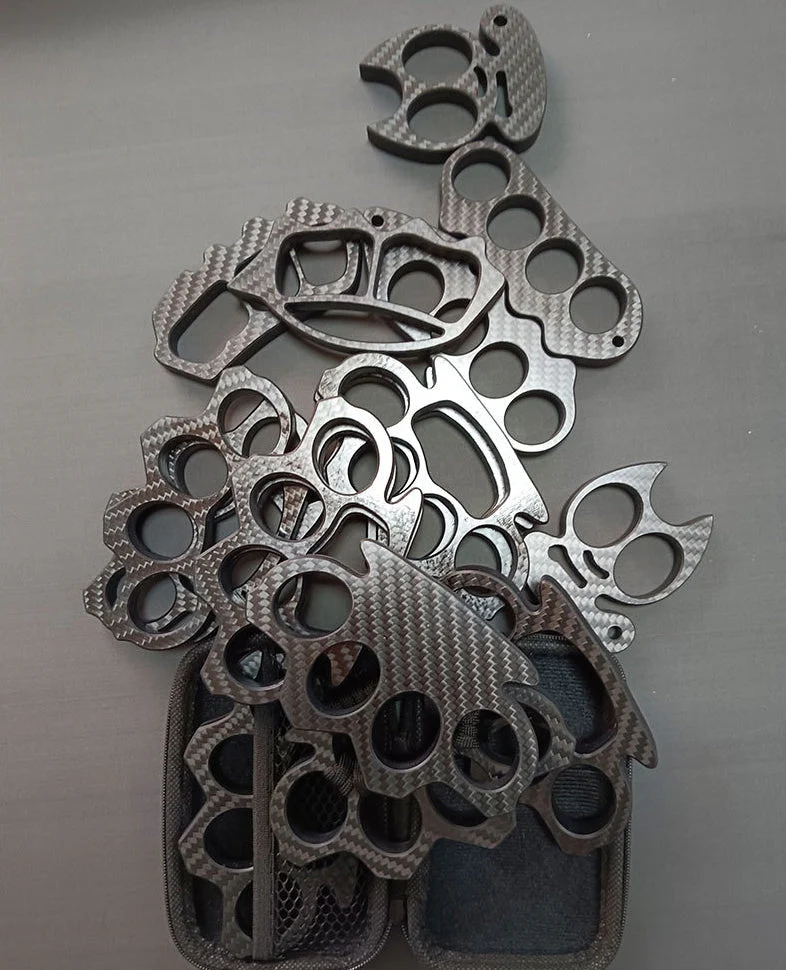 Multi-style Carbon Fiber Knuckle Duster Security Window Breaking EDC Tool - Image 12