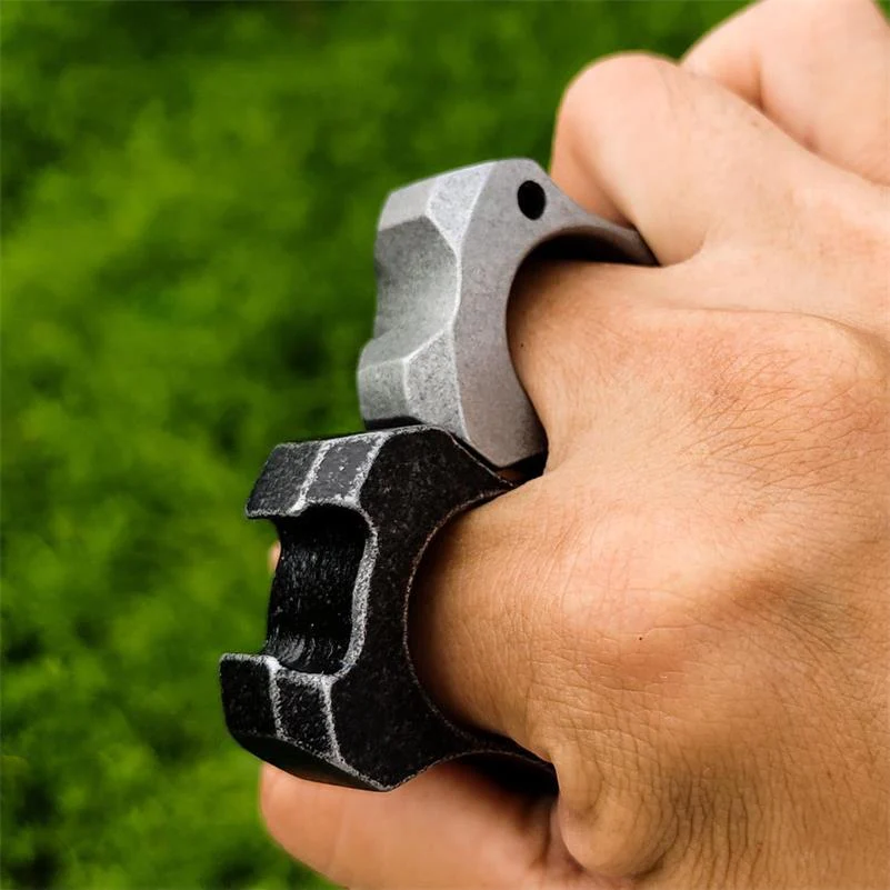 Multifunctional Bottle Opening Knuckle Duster Broken Window Protective Gear - Image 5