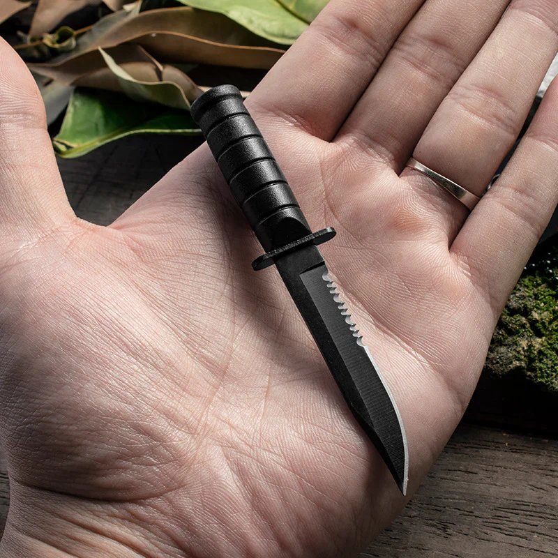Necklace Small Straight Knife Multifunctional Defense - Image 3
