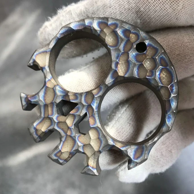 Octopus-Titanium Alloy Knuckle Duster Multi-Purpose Outdoor Defense Boxing Window Breaking EDC Tool - Image 3