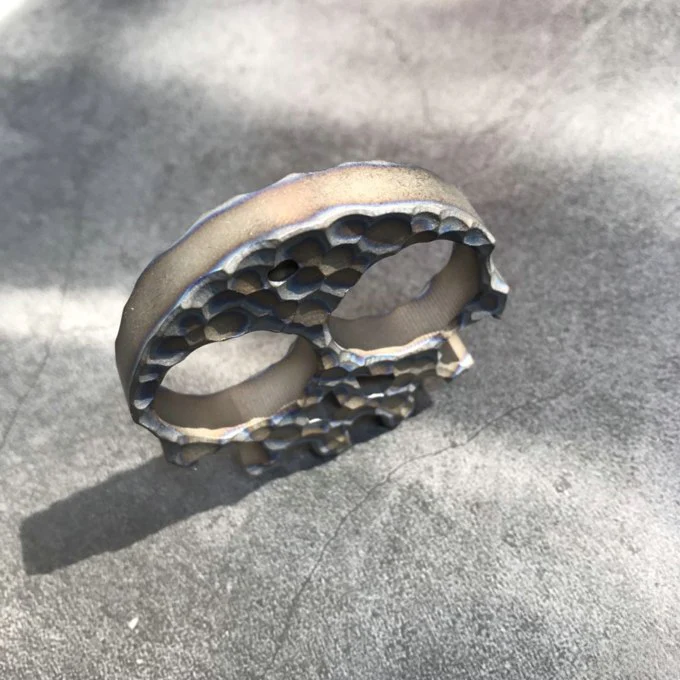 Octopus-Titanium Alloy Knuckle Duster Multi-Purpose Outdoor Defense Boxing Window Breaking EDC Tool - Image 4