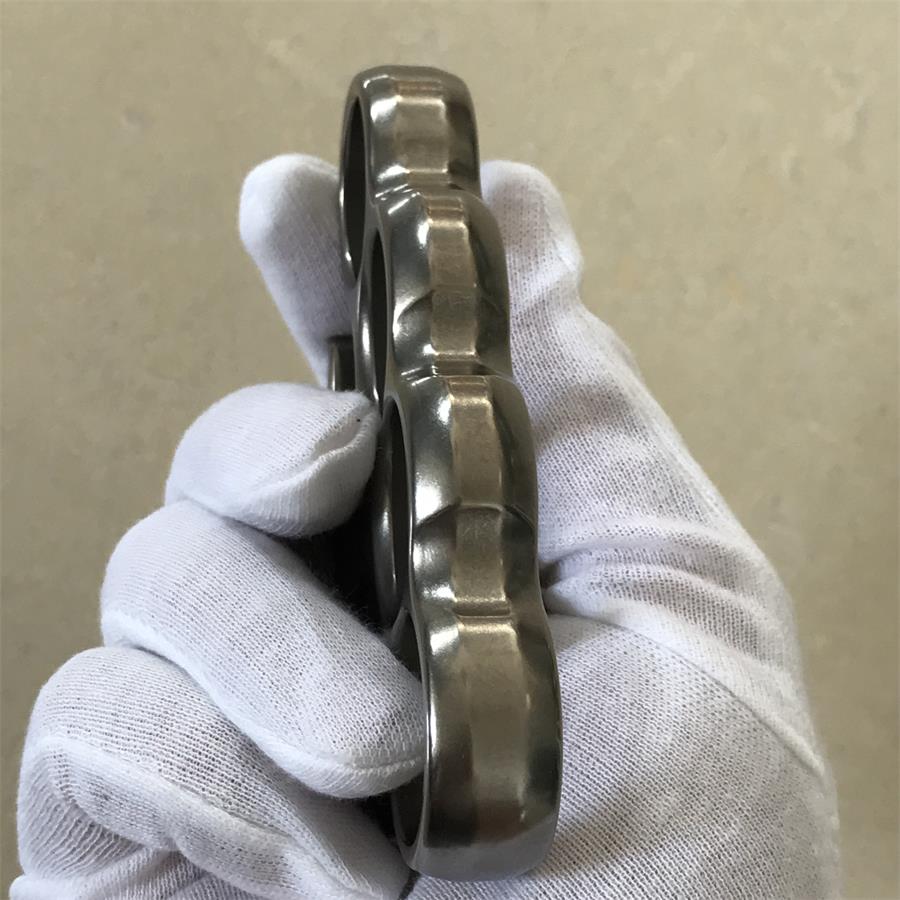 Old Style Classic Titanium Knuckle Dusters - Image 5