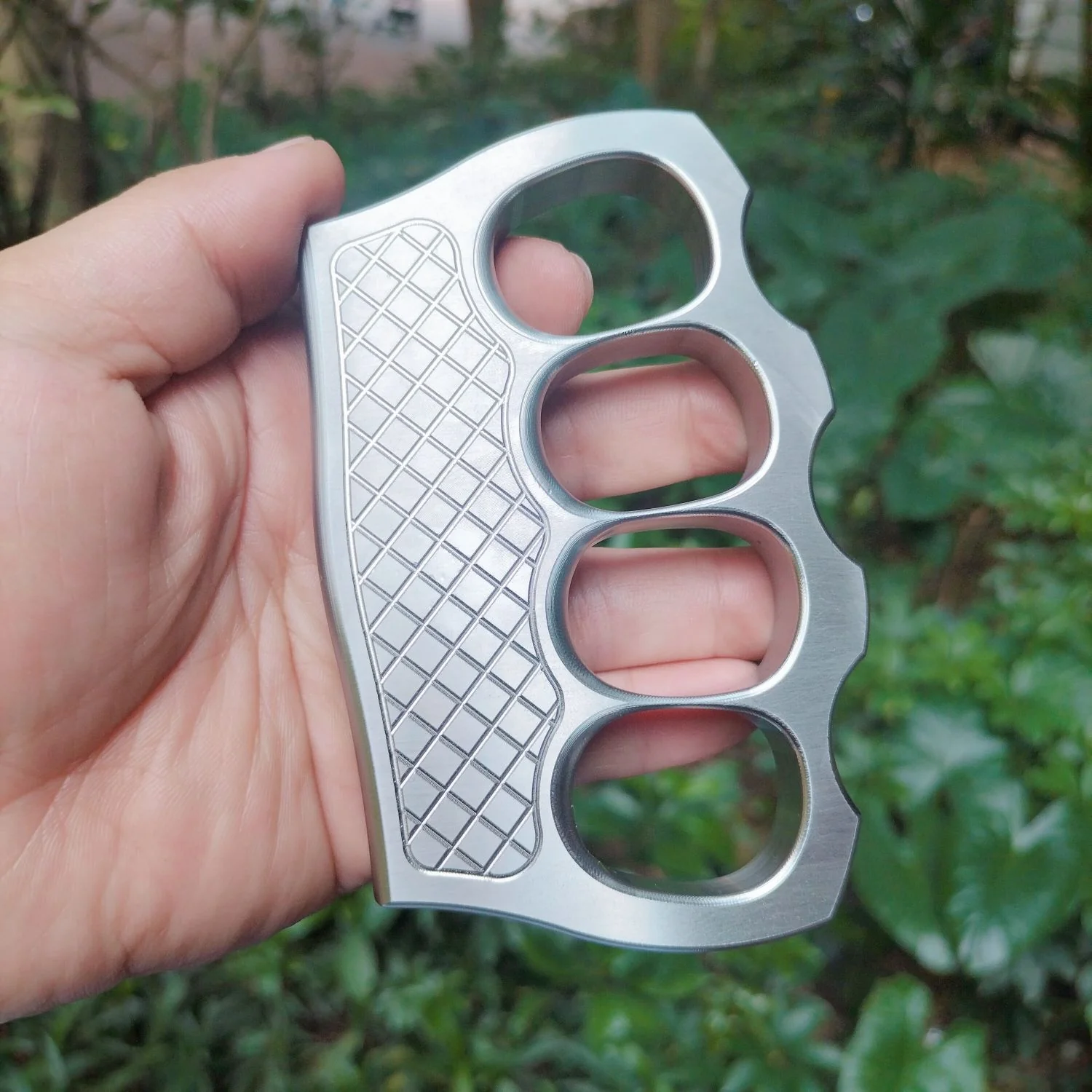 Outdoor Sturdy Knuckle Duster Boxing Combat Protective Gear Defense Window Breaker EDC Tool - Image 3