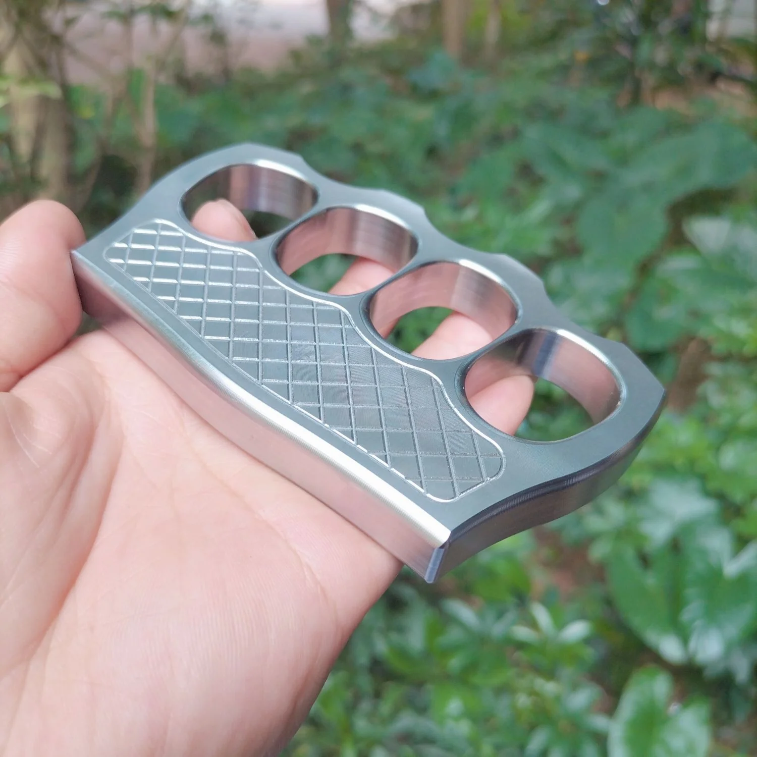 Outdoor Sturdy Knuckle Duster Boxing Combat Protective Gear Defense Window Breaker EDC Tool - Image 4