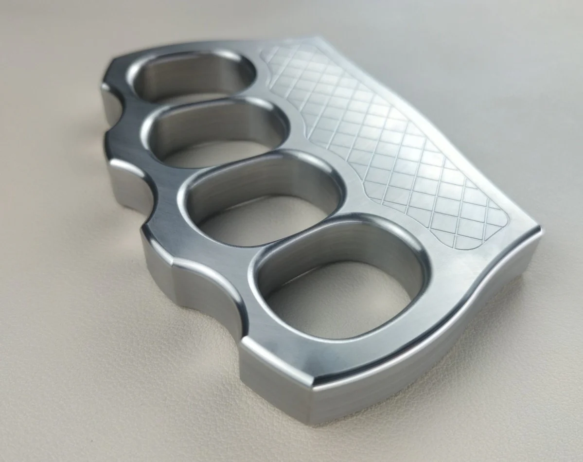 Outdoor Sturdy Knuckle Duster Boxing Combat Protective Gear Defense Window Breaker EDC Tool - Image 7