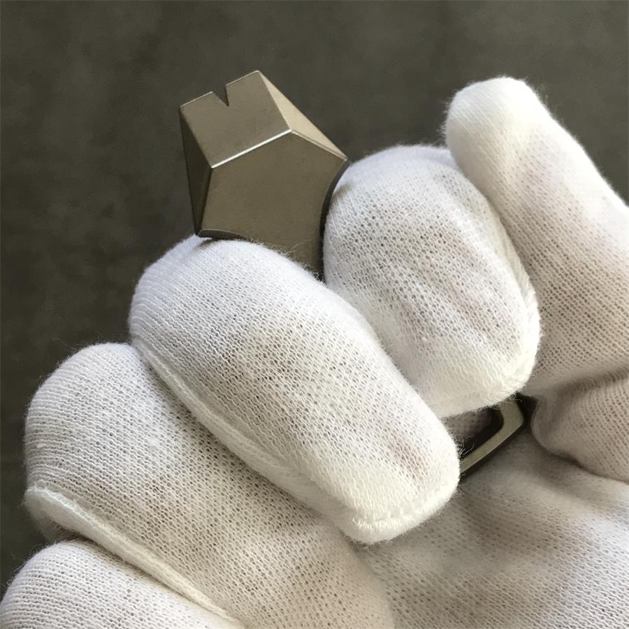 Portable Crowbar Bottle Opening EDC Window Breaking Tool - Image 4