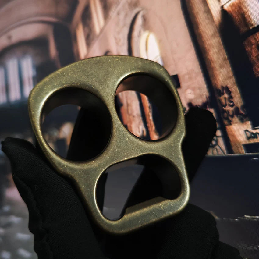 Skull Knuckle Duster Bottle Opening EDC Tool - Image 4