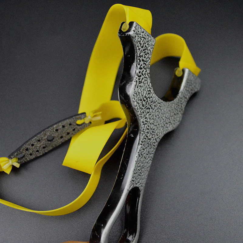 Slingshot with CompassFlat Leather Stainless SteelSurvival Spare Powerful Metal Slingshot - Image 3