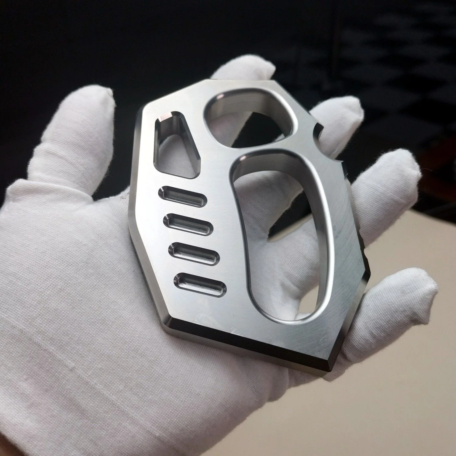 Solid 304 Stainless Steel Knuckle Duster Finger Buckle Self Defense Window Breaking EDC Tool Boxing Training Combat Guards - Image 2