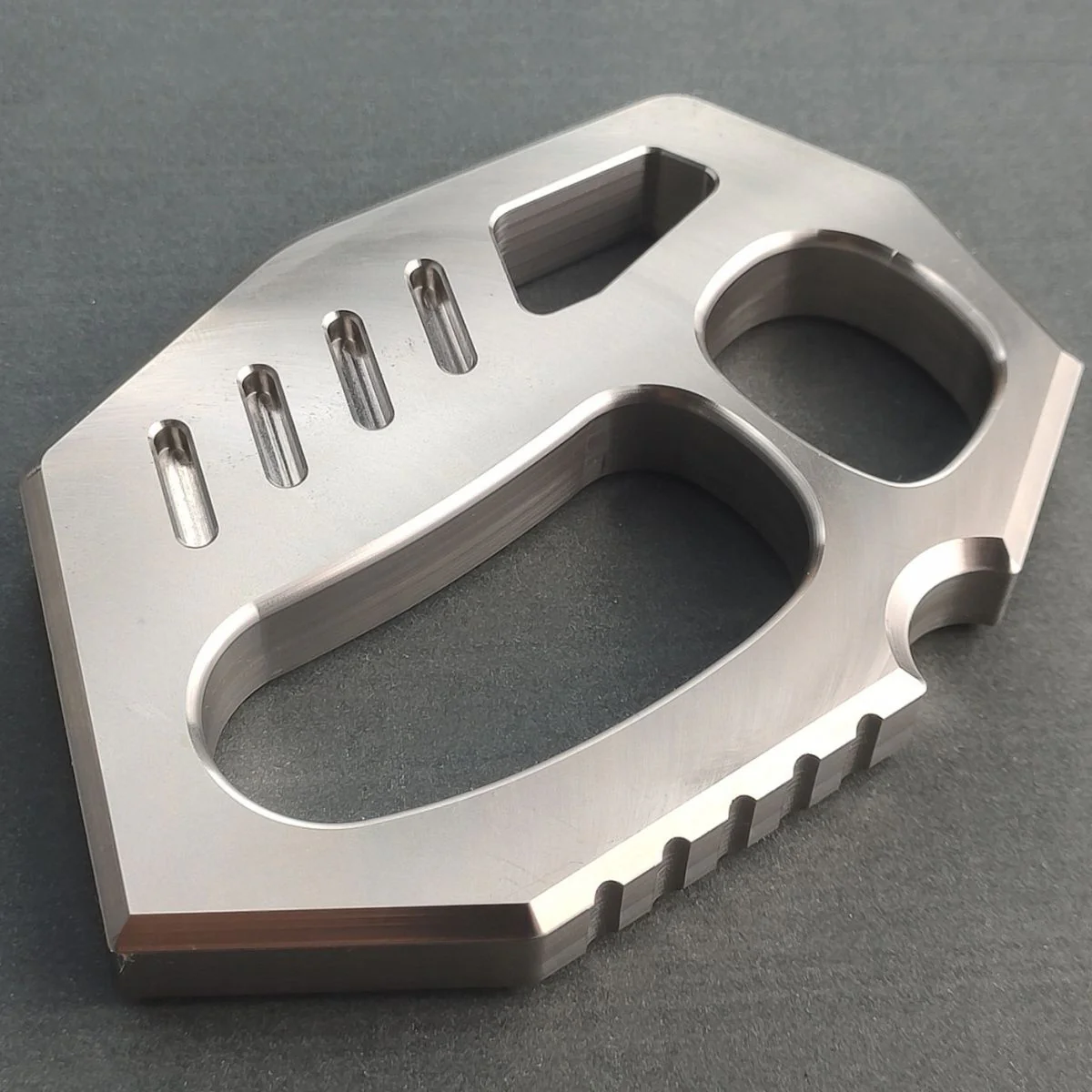 Solid 304 Stainless Steel Knuckle Duster Finger Buckle Self Defense Window Breaking EDC Tool Boxing Training Combat Guards - Image 8