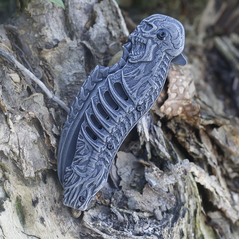 Solid Embossed Folding Knife Outdoor Tactical Pocket Knives - Image 4